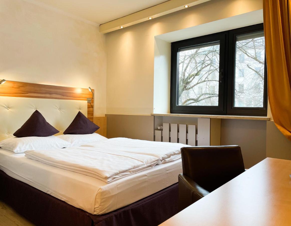Ost Am Kö Hotel 3*